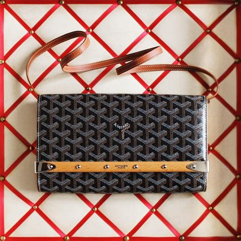 goyard clutch bag replica|goyard monte carlo clutch price.